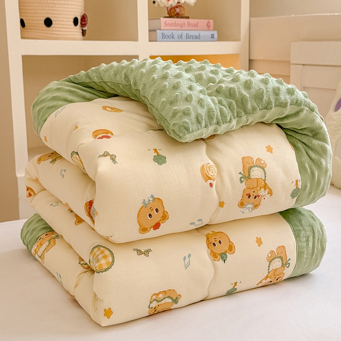 91家纺网 家纺一手货源 找家纺 （总）梦依依 2025新款全棉小清新卡通印花系列儿童豆豆被子被芯