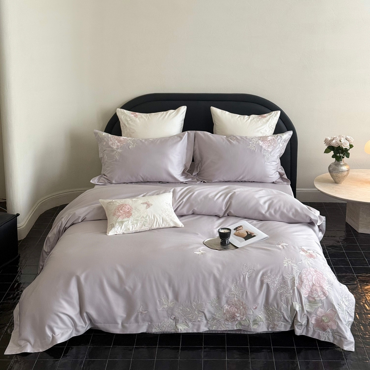 91家纺网 家纺一手货源 找家纺 鹿班家居 2025新款100S长绒棉纯棉精密刺绣四件套-云间拾梦（标准会员-20元） 云间拾梦-紫色