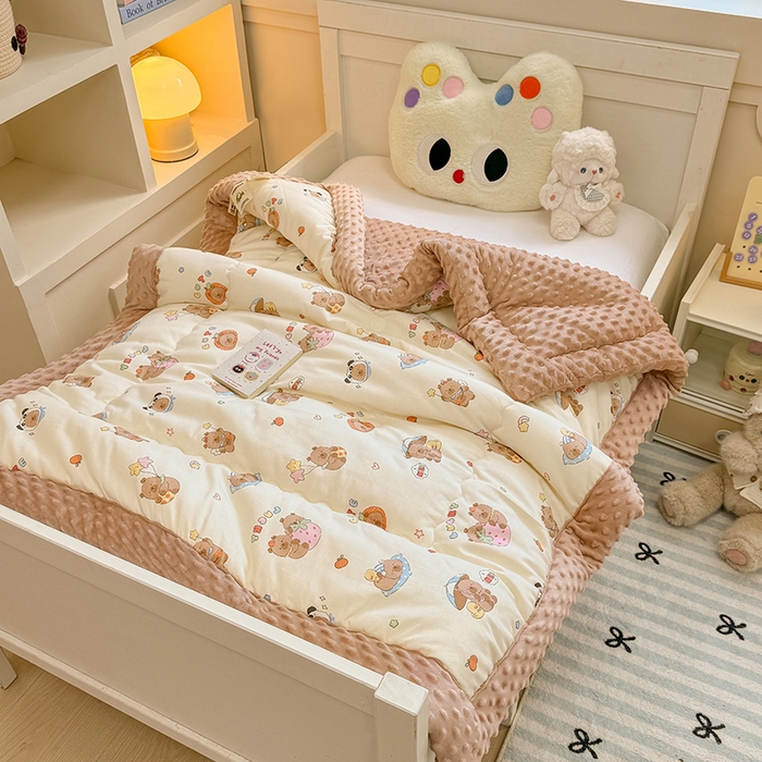 91家纺网 家纺一手货源 找家纺 梦依依 2025新款全棉小清新卡通印花系列儿童豆豆被子被芯 一体款-熊猫卡皮