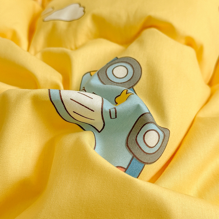 91家纺网 家纺一手货源 找家纺 梦依依 2025新款全棉小清新卡通印花系列儿童豆豆被子被芯 一体款-汽车世界