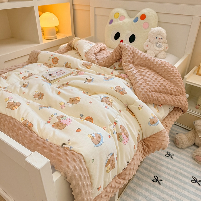 91家纺网 家纺一手货源 找家纺 梦依依 2025新款全棉小清新卡通印花系列儿童豆豆被子被芯 一体款-熊猫卡皮