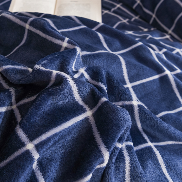 91家纺网 家纺一手货源 找家纺 宅部落 2025新款学生宿舍牛奶绒三件套宿舍三件套上下铺三件套 蓝调