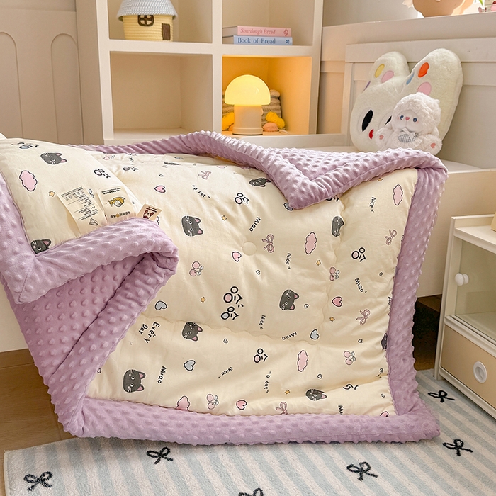 91家纺网 家纺一手货源 找家纺 梦依依 2025新款全棉小清新卡通印花系列儿童豆豆被子被芯 一体款-樱桃猫