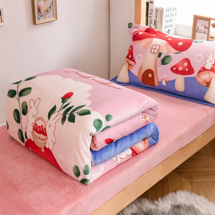 91家纺网 家纺一手货源 找家纺 宅部落 2025新款学生宿舍牛奶绒三件套宿舍三件套上下铺三件套 蘑菇小兔