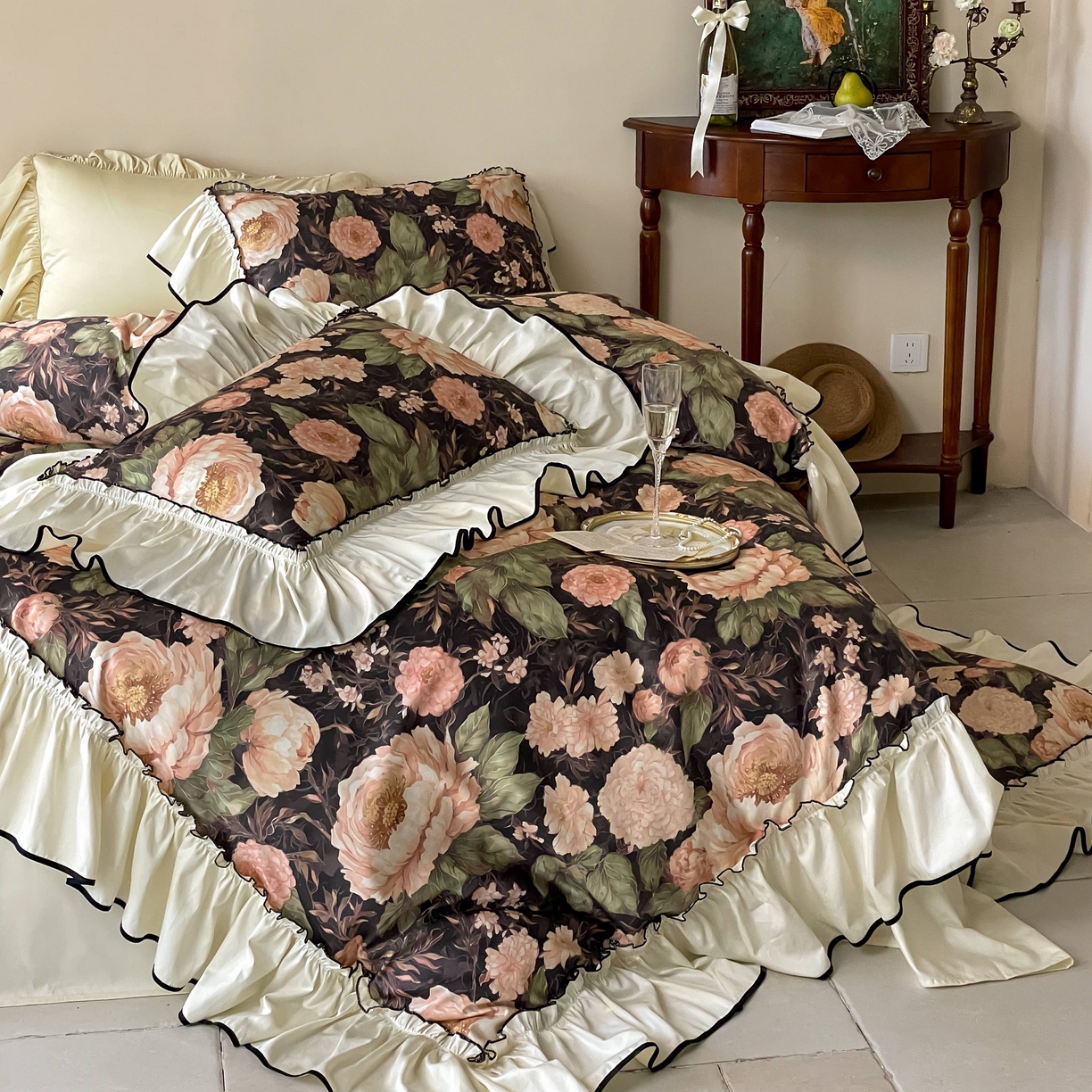 91家纺网 家纺一手货源 找家纺 优然居家纺 2025新款50支全棉纯棉印花法式双头木耳边四件套 薇薇安