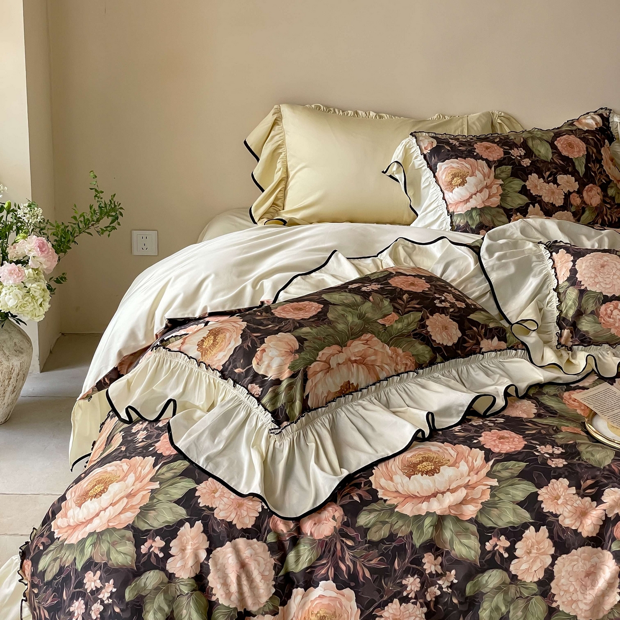 91家纺网 家纺一手货源 找家纺 优然居家纺 2025新款50支全棉纯棉印花法式双头木耳边四件套 薇薇安