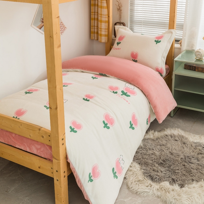 91家纺网 家纺一手货源 找家纺 宅部落 2025新款学生宿舍牛奶绒三件套宿舍三件套上下铺三件套 郁金香小兔