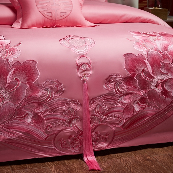 91家纺网 家纺一手货源 找家纺 红番天婚庆 （控价）2025新款全棉新中式刺绣款婚庆四件套多件套 富贵荣华-粉