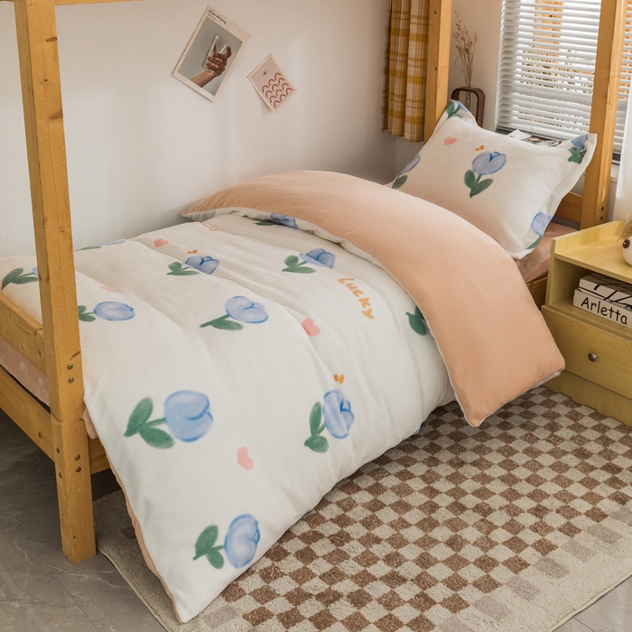 91家纺网 家纺一手货源 找家纺 宅部落 2025新款学生宿舍牛奶绒三件套宿舍三件套上下铺三件套 兰兰花