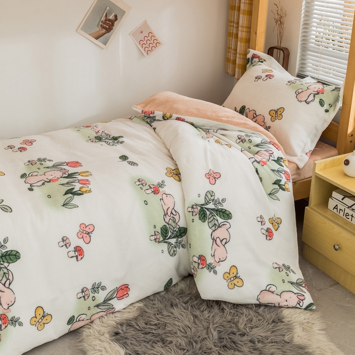 91家纺网 家纺一手货源 找家纺 宅部落 2025新款学生宿舍牛奶绒三件套宿舍三件套上下铺三件套 花丛小兔