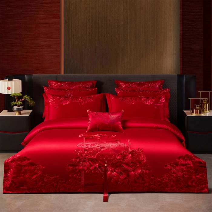 91家纺网 家纺一手货源 找家纺 红番天婚庆 （控价）2025新款全棉新中式刺绣款婚庆四件套多件套 花前月下-红