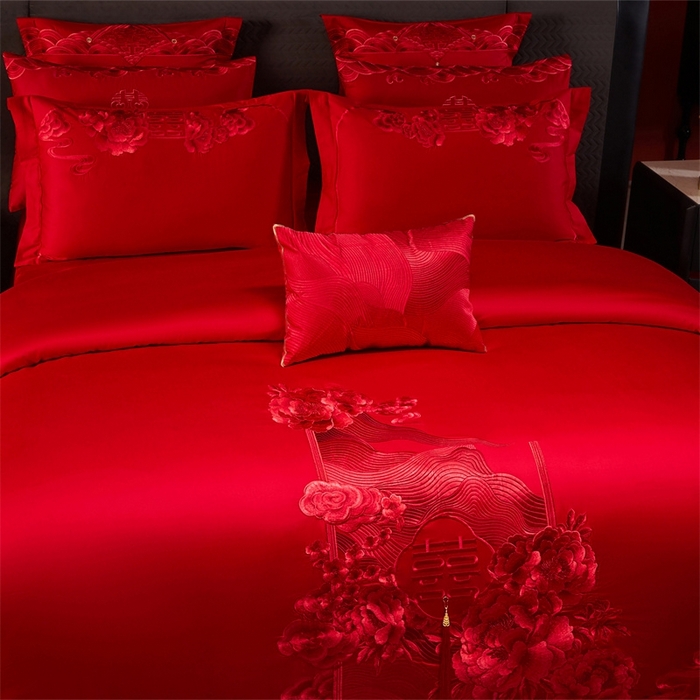 91家纺网 家纺一手货源 找家纺 红番天婚庆 （控价）2025新款全棉新中式刺绣款婚庆四件套多件套 花前月下-红