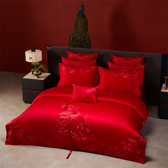 91家纺网 家纺一手货源 找家纺 红番天婚庆 （控价）2025新款全棉新中式刺绣款婚庆四件套多件套 花前月下-红