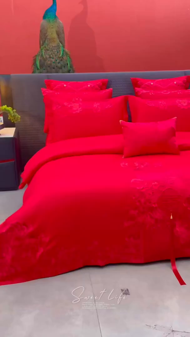 91家纺网 家纺一手货源 找家纺 红番天婚庆 （控价）2025新款全棉新中式刺绣款婚庆四件套多件套 花前月下-红