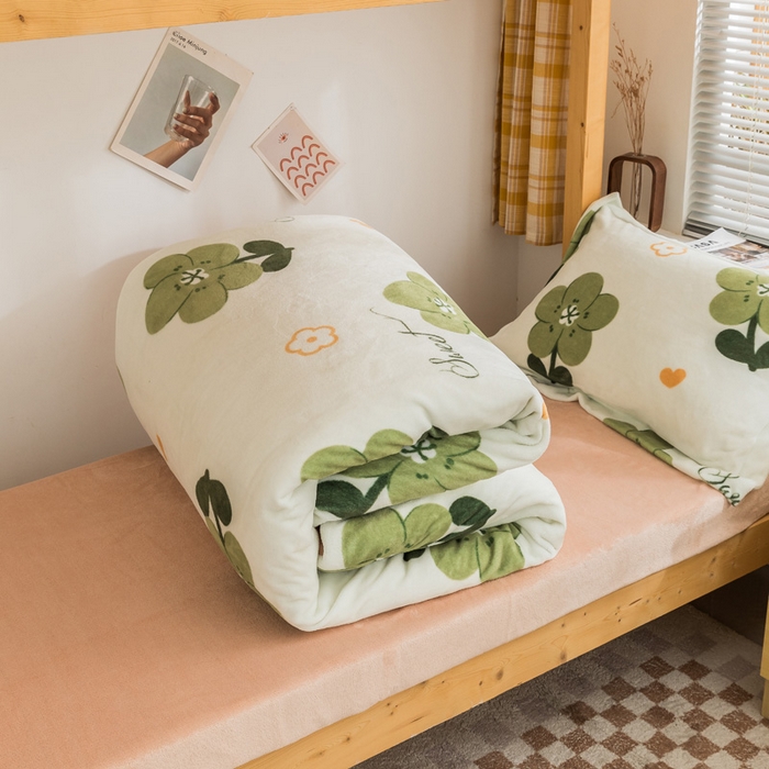 91家纺网 家纺一手货源 找家纺 宅部落 2025新款学生宿舍牛奶绒三件套宿舍三件套上下铺三件套 绿丛