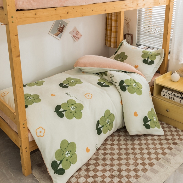 91家纺网 家纺一手货源 找家纺 宅部落 2025新款学生宿舍牛奶绒三件套宿舍三件套上下铺三件套 绿丛