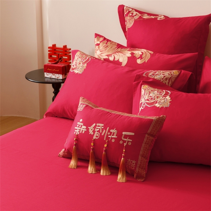 91家纺网 家纺一手货源 找家纺 红番天婚庆 （控价）2025新款全棉新中式刺绣款婚庆四件套多件套 恋语-金