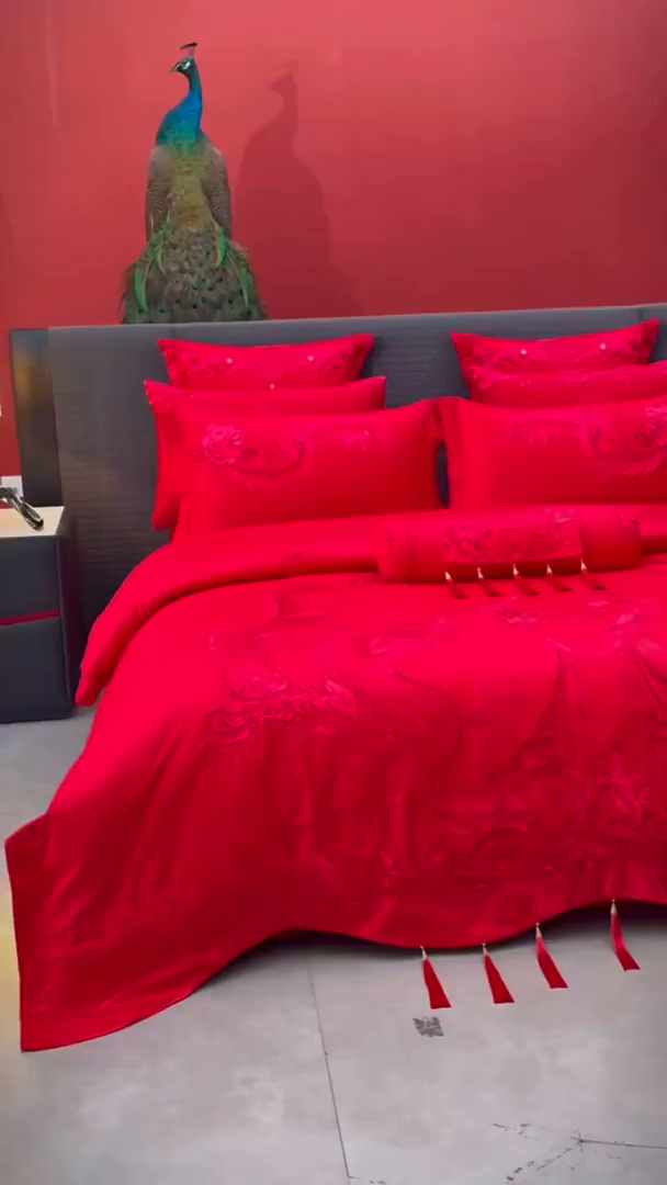 91家纺网 家纺一手货源 找家纺 红番天婚庆 （控价）2025新款全棉新中式刺绣款婚庆四件套多件套 龙凤盛典-红