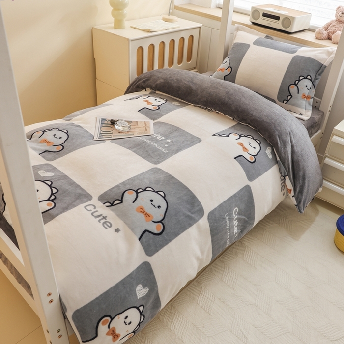 91家纺网 家纺一手货源 找家纺 宅部落 2025新款学生宿舍牛奶绒三件套宿舍三件套上下铺三件套 小恐龙