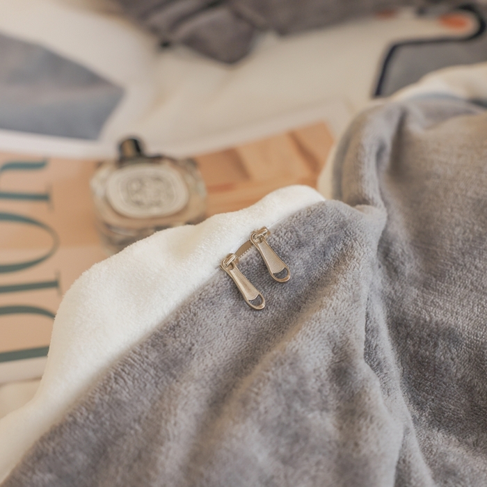 91家纺网 家纺一手货源 找家纺 宅部落 2025新款学生宿舍牛奶绒三件套宿舍三件套上下铺三件套 小恐龙