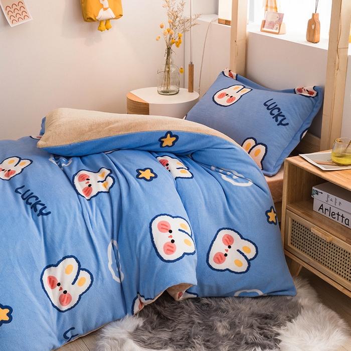 91家纺网 家纺一手货源 找家纺 宅部落 2025新款学生宿舍牛奶绒三件套宿舍三件套上下铺三件套 幸运兔