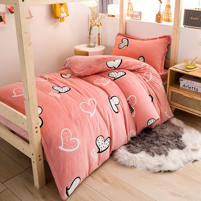 91家纺网 家纺一手货源 找家纺 宅部落 2025新款学生宿舍牛奶绒三件套宿舍三件套上下铺三件套 心动