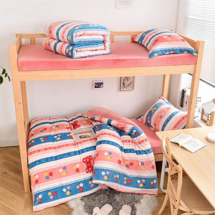 91家纺网 家纺一手货源 找家纺 宅部落 2025新款学生宿舍牛奶绒三件套宿舍三件套上下铺三件套 蝶恋花