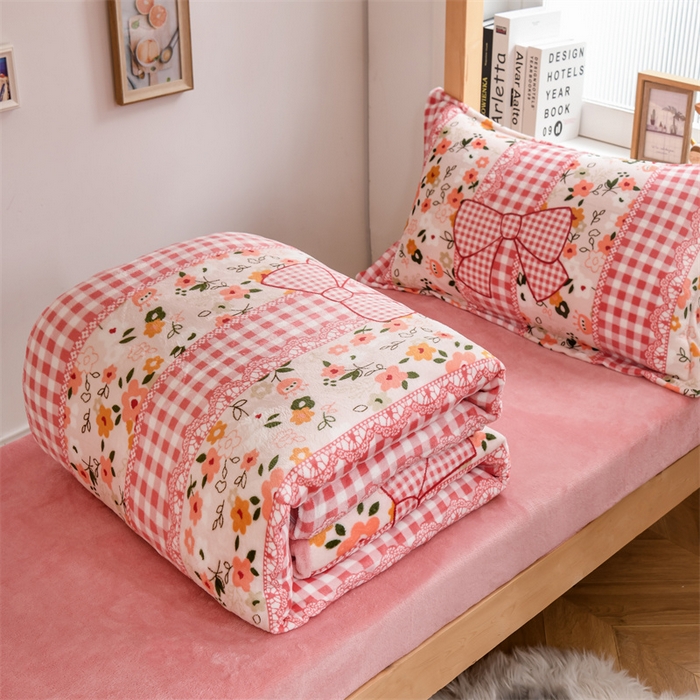 91家纺网 家纺一手货源 找家纺 宅部落 2025新款学生宿舍牛奶绒三件套宿舍三件套上下铺三件套 小时代