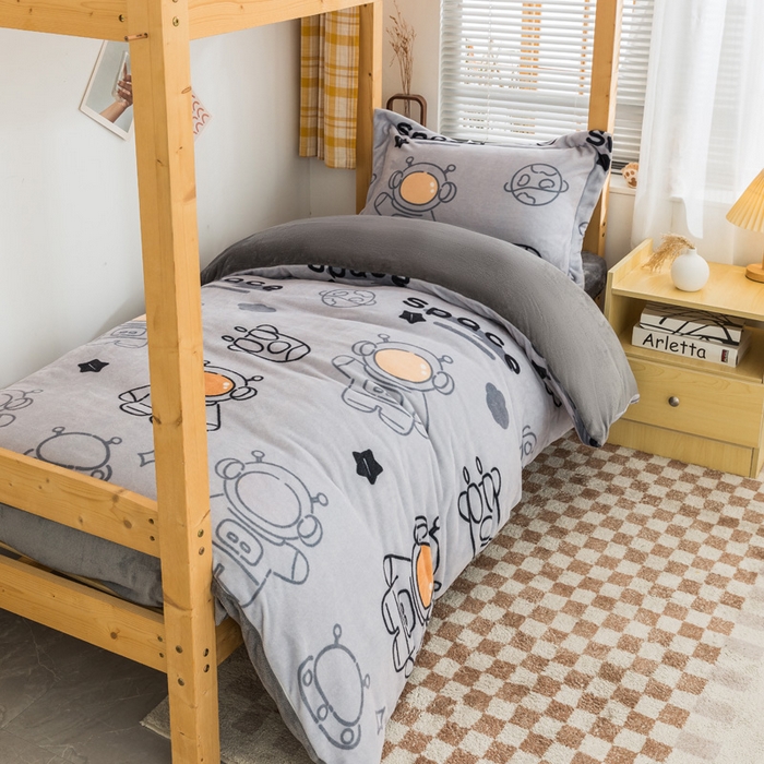 91家纺网 家纺一手货源 找家纺 宅部落 2025新款学生宿舍牛奶绒三件套宿舍三件套上下铺三件套 快乐星球