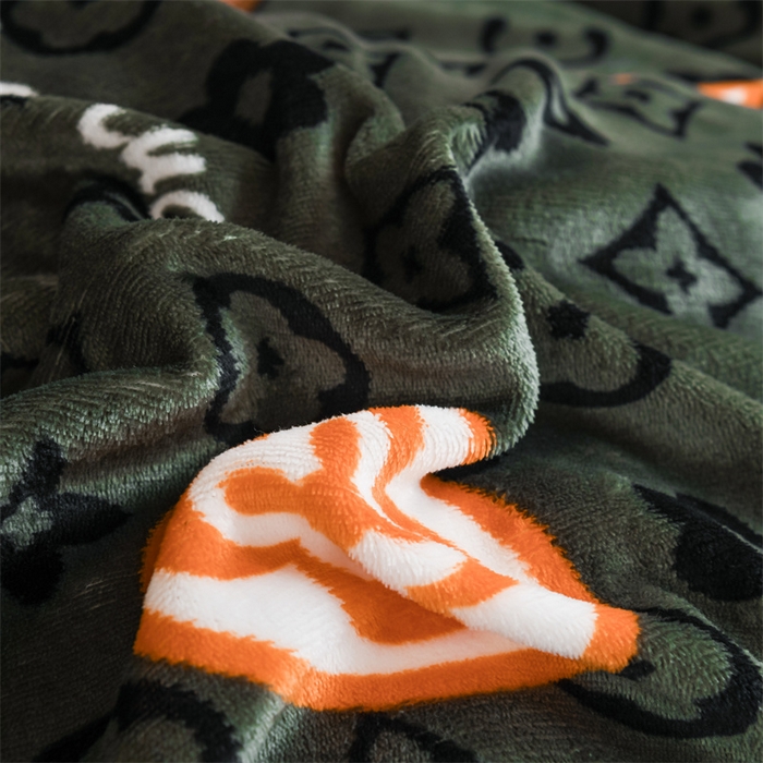 91家纺网 家纺一手货源 找家纺 宅部落 2025新款学生宿舍牛奶绒三件套宿舍三件套上下铺三件套 幸运熊