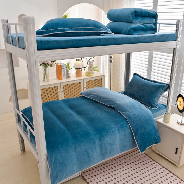 91家纺网 家纺一手货源 找家纺 （总）居尚2025直播爆款高克重印花牛奶绒法莱绒学生三件套 