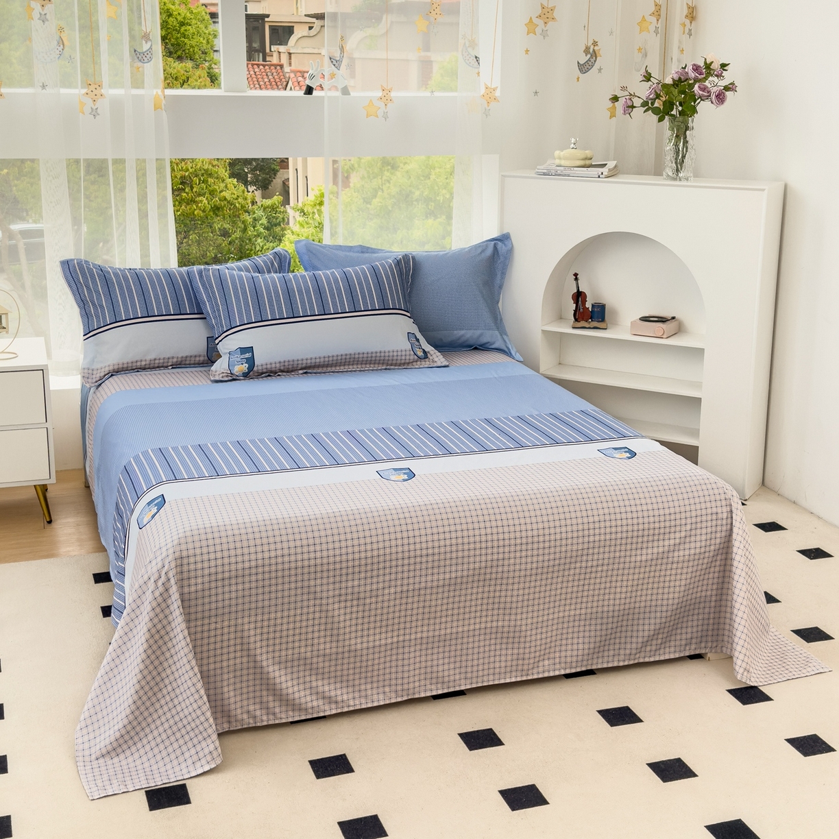 91家纺网 家纺一手货源 找家纺 优纤家纺 2025新款120克磨毛斜纹卡通花卉印花植物羊绒四件套 绅士格调