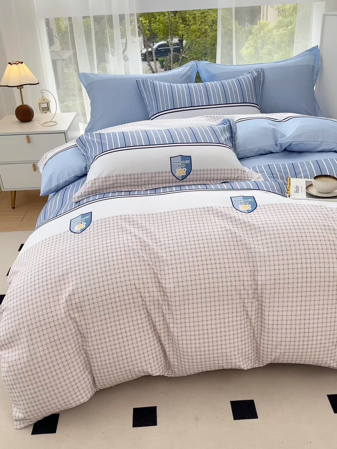 91家纺网 家纺一手货源 找家纺 优纤家纺 2025新款120克磨毛斜纹卡通花卉印花植物羊绒四件套 绅士格调