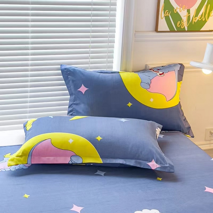 91家纺网 家纺一手货源 找家纺 优纤家纺 2025新款120克磨毛斜纹卡通花卉印花植物羊绒四件套 小飞象