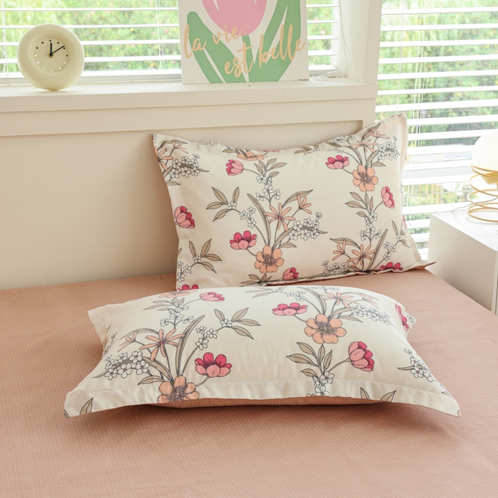 91家纺网 家纺一手货源 找家纺 优纤家纺 2025新款120克磨毛斜纹卡通花卉印花植物羊绒四件套 小园如玉