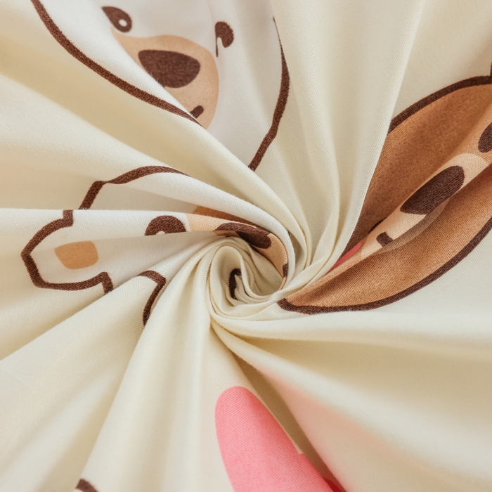 91家纺网 家纺一手货源 找家纺 优纤家纺 2025新款120克磨毛斜纹卡通花卉印花植物羊绒四件套 熊熊乐园