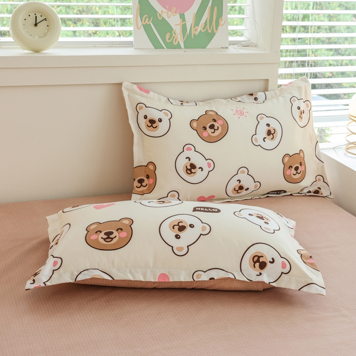 91家纺网 家纺一手货源 找家纺 优纤家纺 2025新款120克磨毛斜纹卡通花卉印花植物羊绒四件套 熊熊乐园