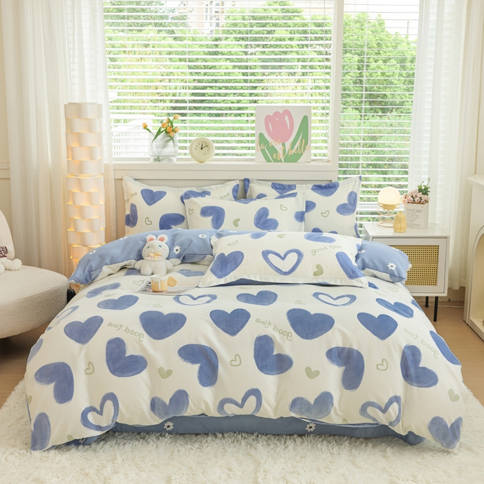 优纤家纺 2025新款120克磨毛斜纹卡通花卉印花植物羊绒四件套 真爱心语