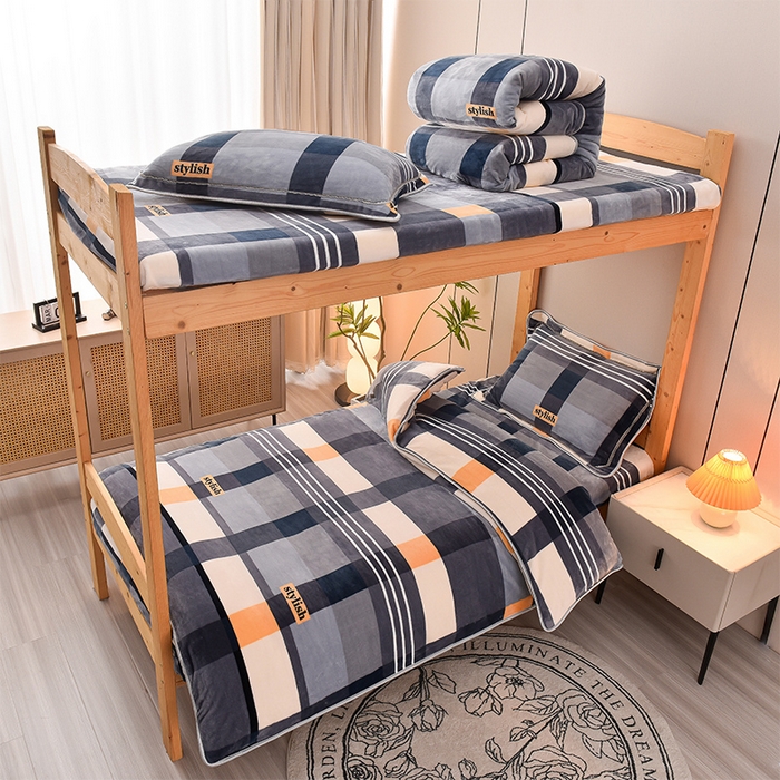 91家纺网 家纺一手货源 找家纺 （总）居尚2025直播爆款高克重印花牛奶绒法莱绒学生三件套 