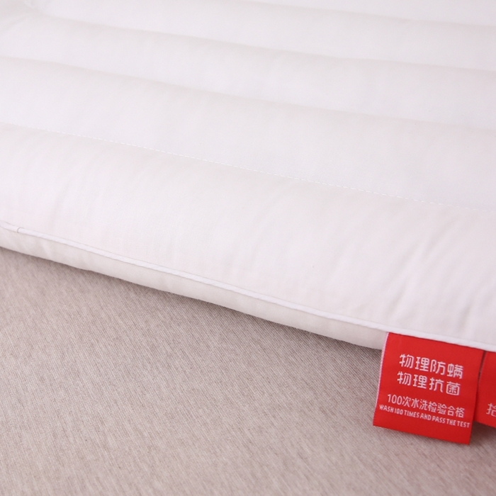 91家纺网 家纺一手货源 找家纺 珍贝家纺 2025新款全棉纯棉枕头枕芯纯棉面料三防污渍酒店软枕护颈枕 全棉三防羽丝枕-低枕