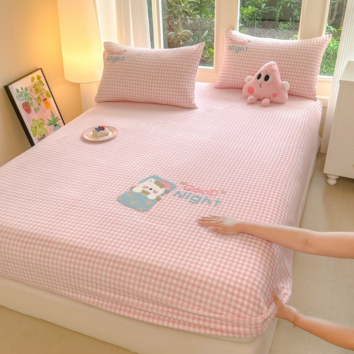 91家纺网 家纺一手货源 找家纺 布柔 2025新款高克重双层纱仿麻皱皱纱原麻床笠 泡芙粉