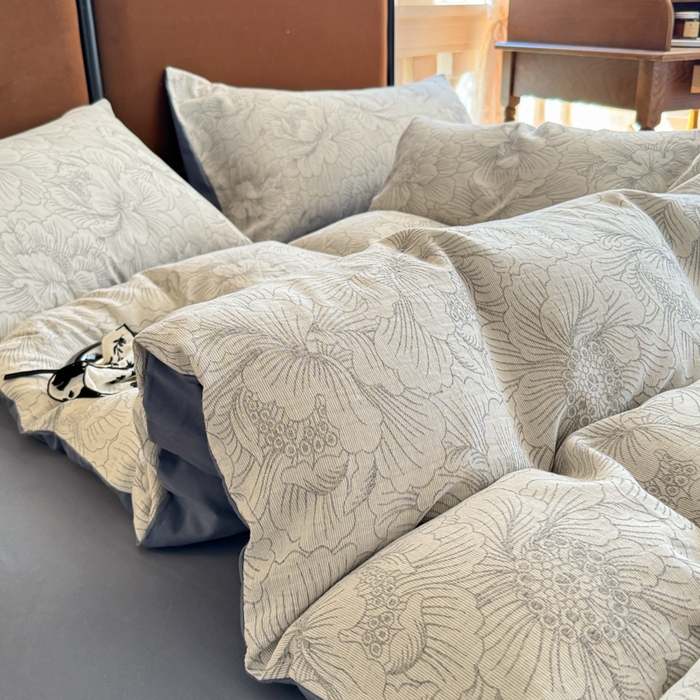 91家纺网 家纺一手货源 找家纺 眠博士 2025新款60s长绒棉纯棉提花磨毛被套单被套被套单品 提花磨毛单被-繁花灰蓝