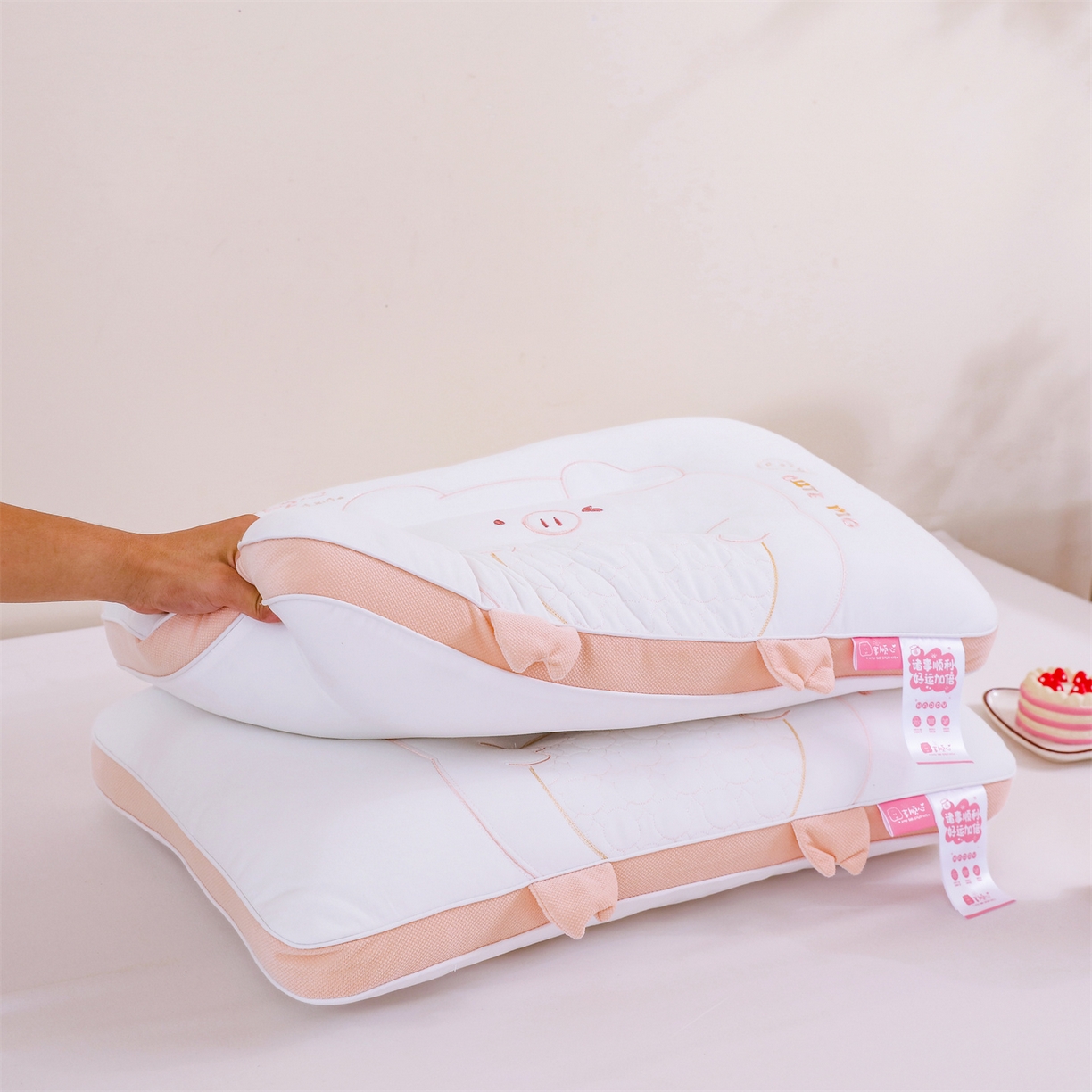 91家纺网 家纺一手货源 找家纺 （总）麦肯锡 2025新款诸事顺心定型亲子枕枕头枕芯