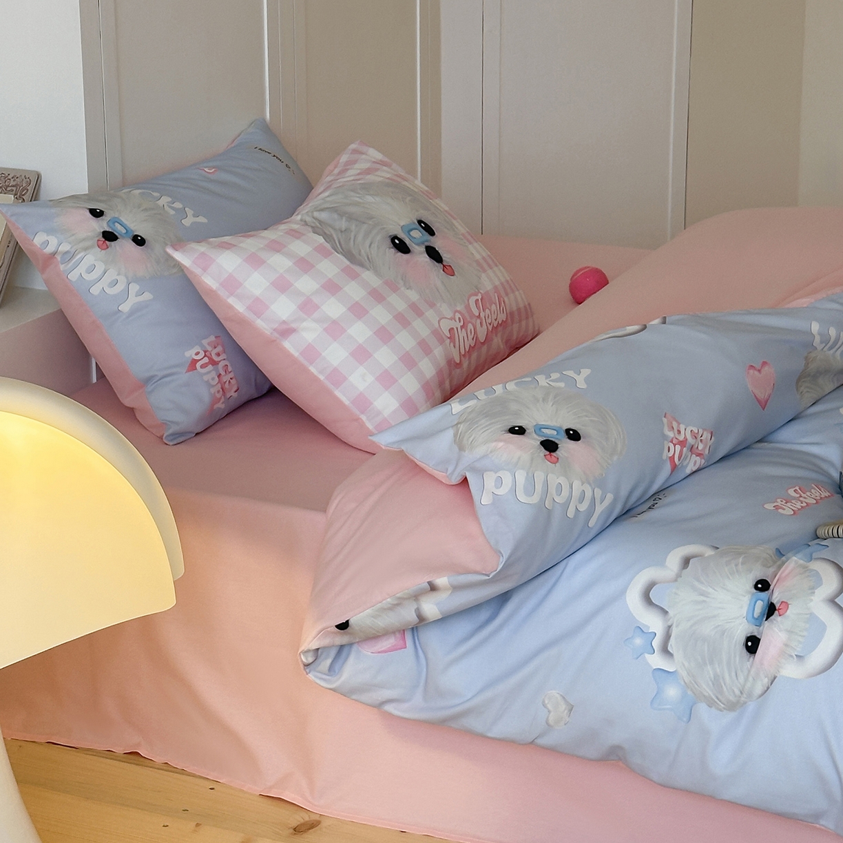 91家纺网 家纺一手货源 找家纺 桃子家居 2025新款纯棉数码印花5D卡通混搭可爱少女纯棉系列四件套 棉5D-甜美幸运狗