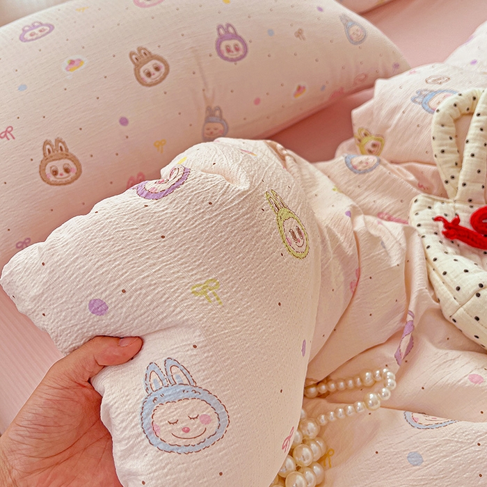 91家纺网 家纺一手货源 找家纺 一比一 2026新款云感皱皱双层纱四件套-简单款 布布-粉