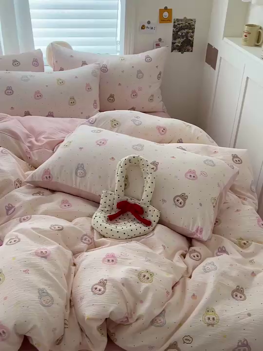 91家纺网 家纺一手货源 找家纺 一比一 2026新款云感皱皱双层纱四件套-简单款 布布-粉