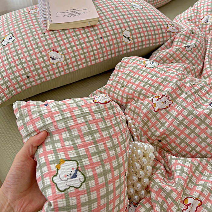 91家纺网 家纺一手货源 找家纺 一比一 2026新款云感皱皱双层纱四件套-简单款 格纹西高地