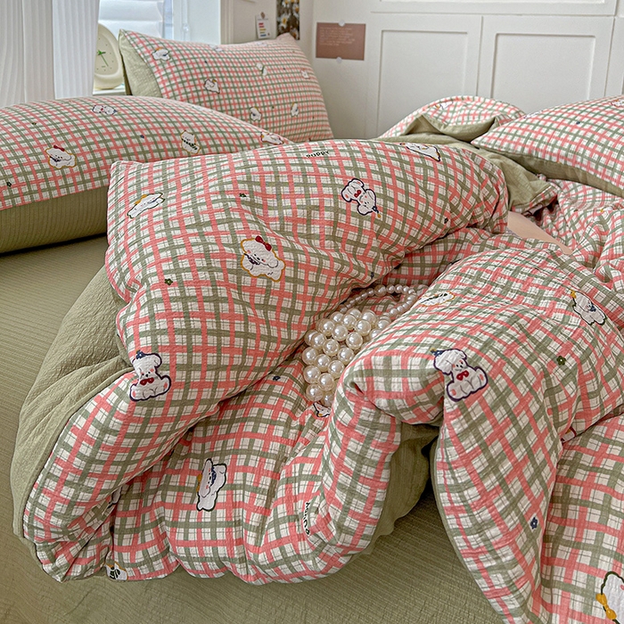 91家纺网 家纺一手货源 找家纺 一比一 2026新款云感皱皱双层纱四件套-简单款 格纹西高地