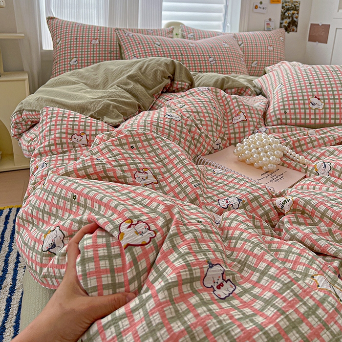 91家纺网 家纺一手货源 找家纺 一比一 2026新款云感皱皱双层纱四件套-简单款 格纹西高地