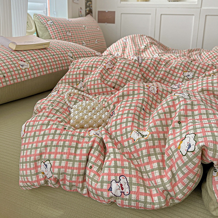 91家纺网 家纺一手货源 找家纺 一比一 2026新款云感皱皱双层纱四件套-简单款 格纹西高地